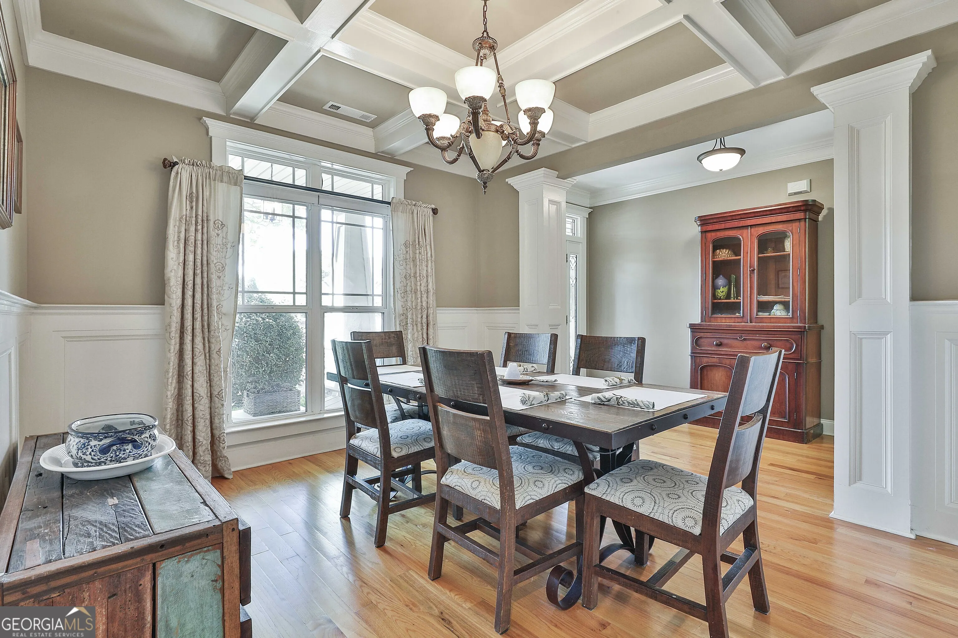 10 Edgewater Way