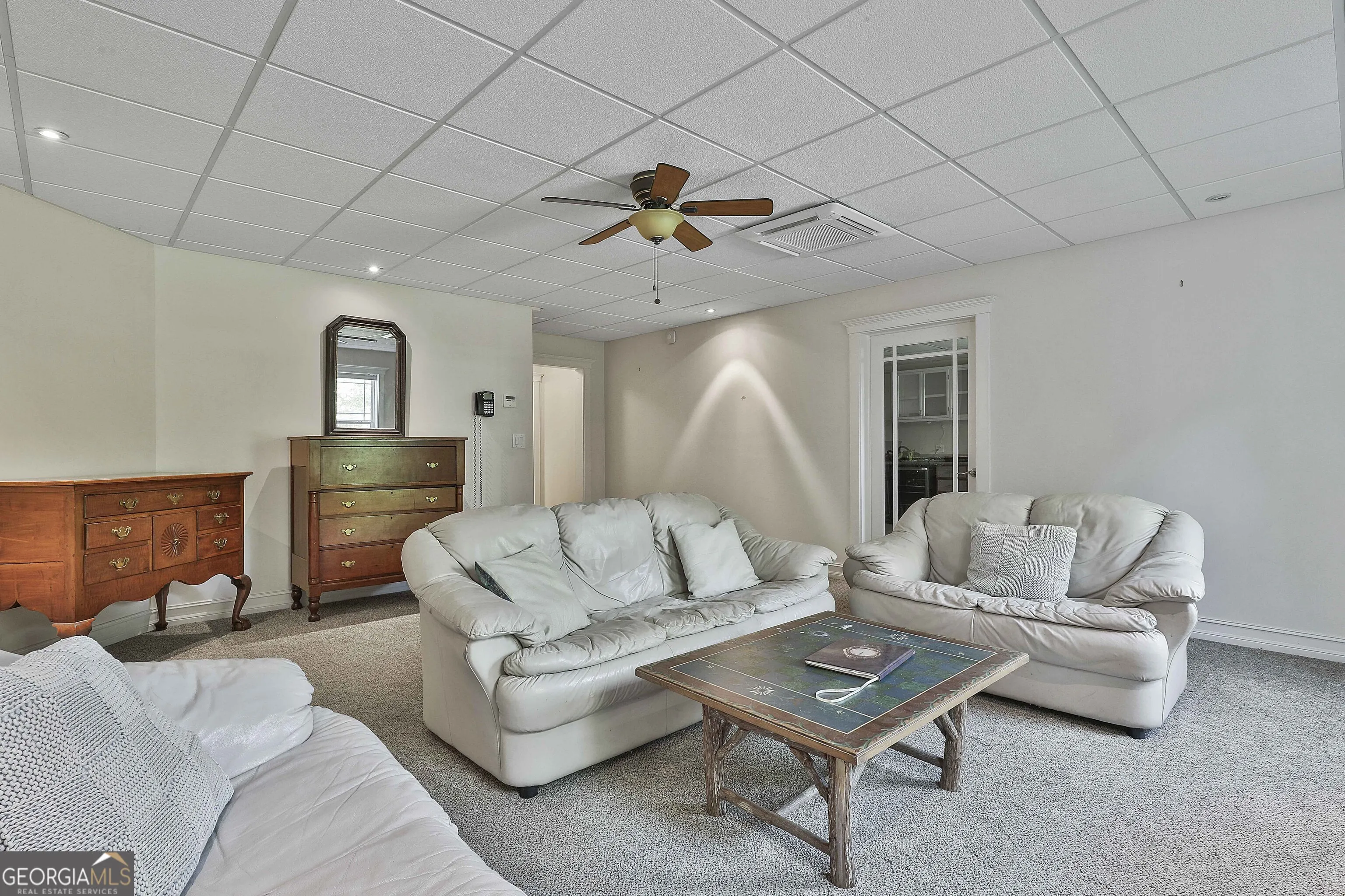 10 Edgewater Way