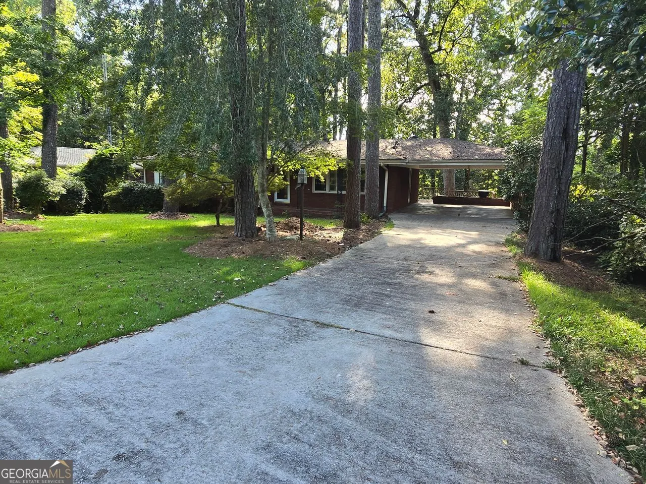 1288 SKYVIEW Circle
