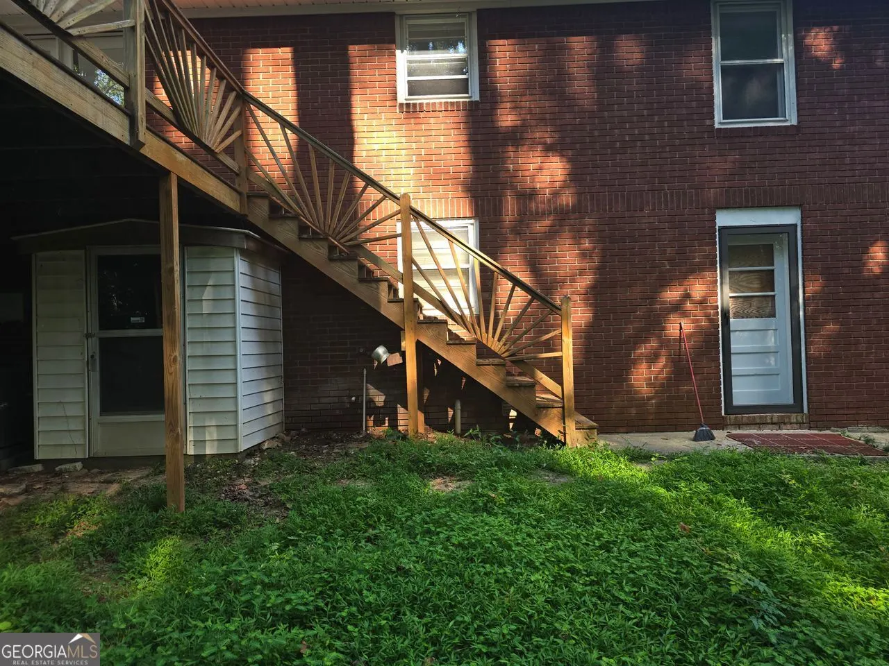 1288 SKYVIEW Circle