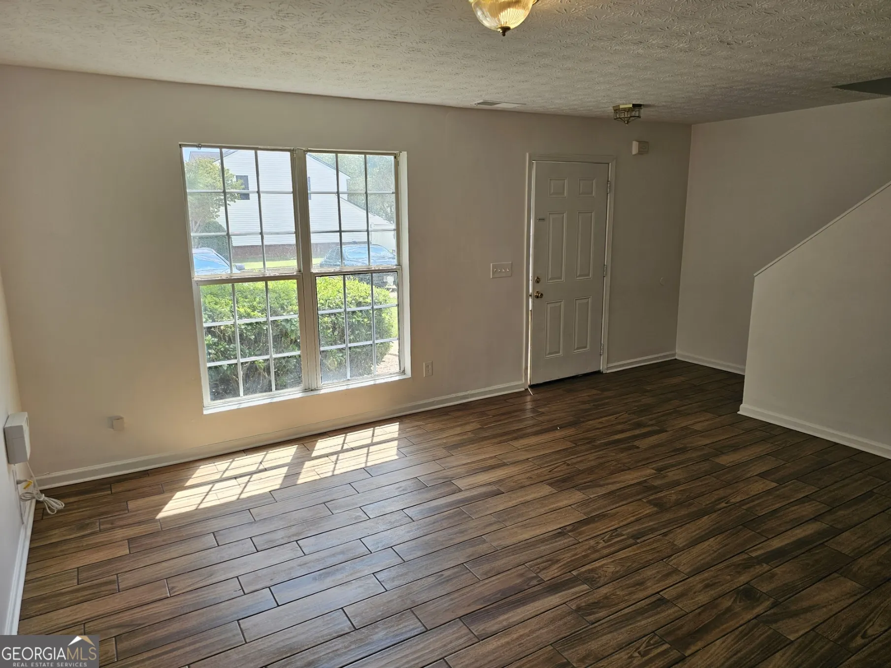 5821 Strathmoor Manor Circle