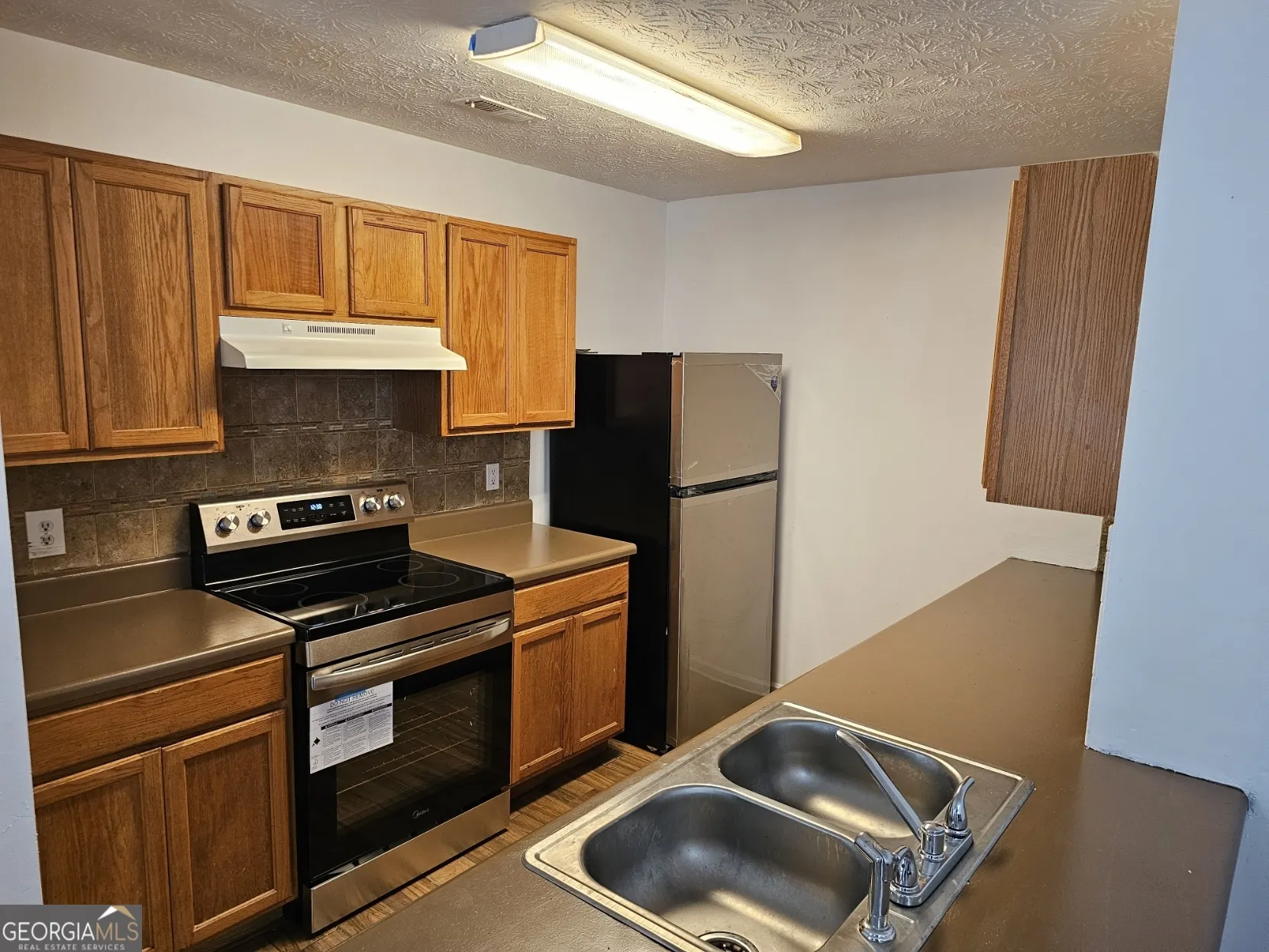 5821 Strathmoor Manor Circle