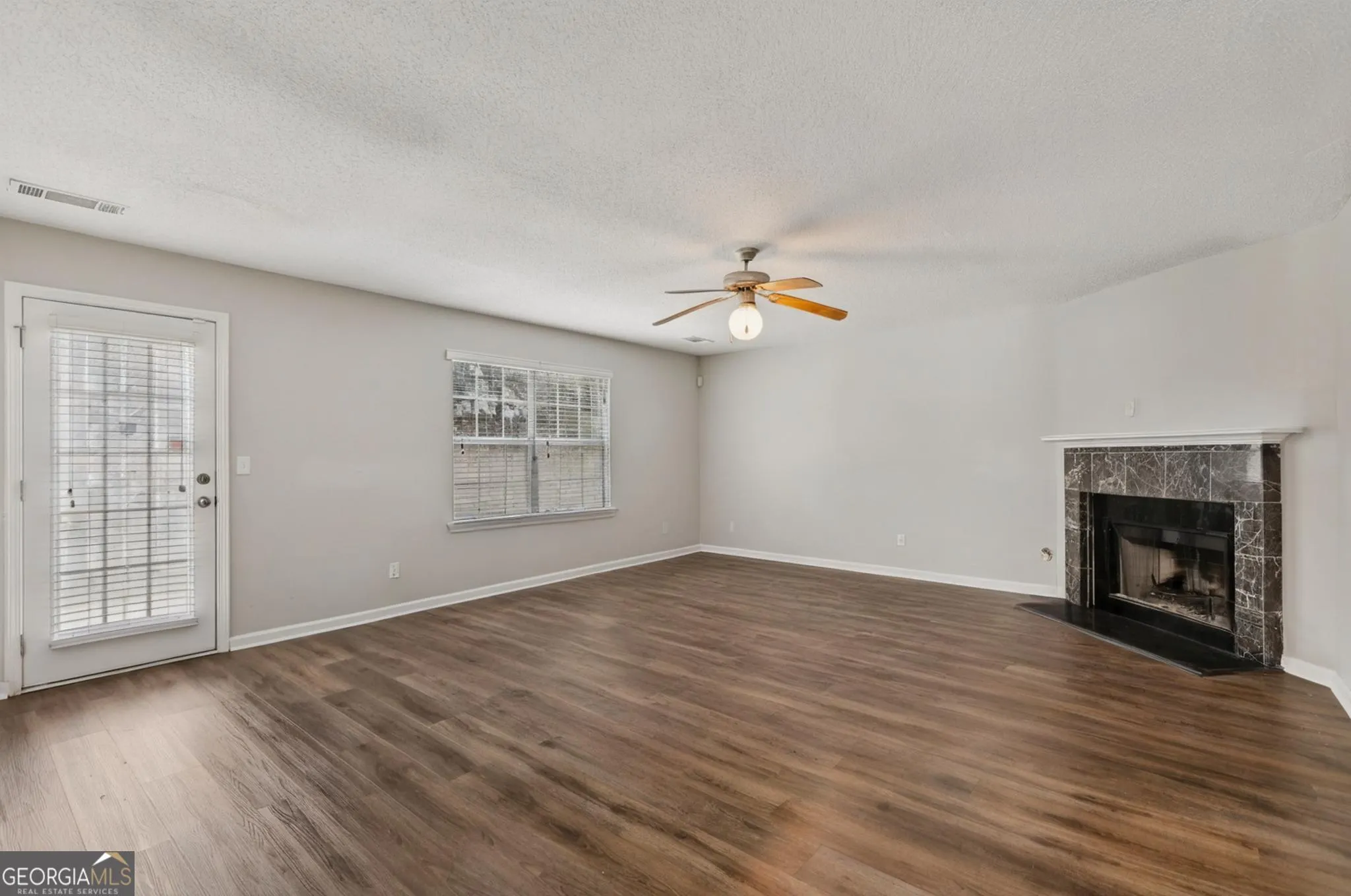 2261 Creel Road