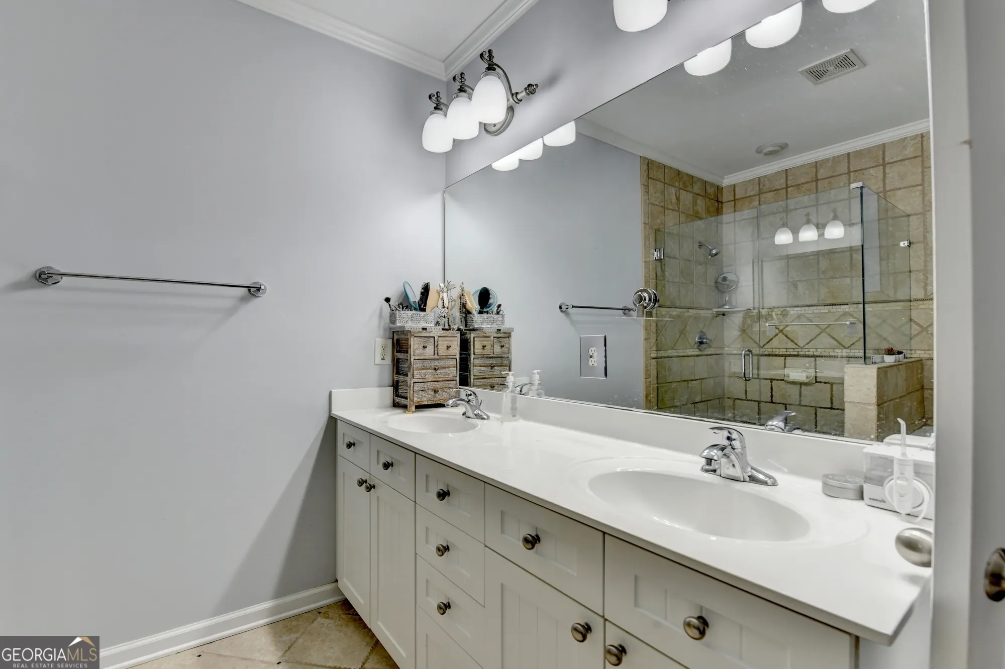 1522 Bouvier Place