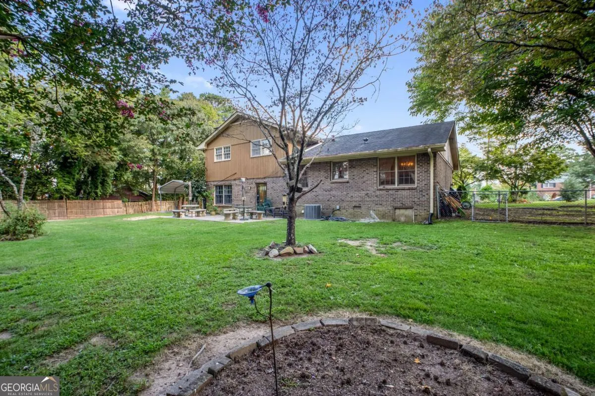 1721 Driftwood Place