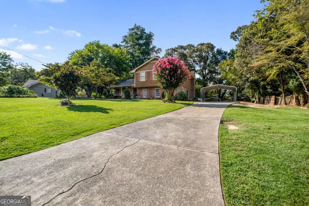 1721 Driftwood Place