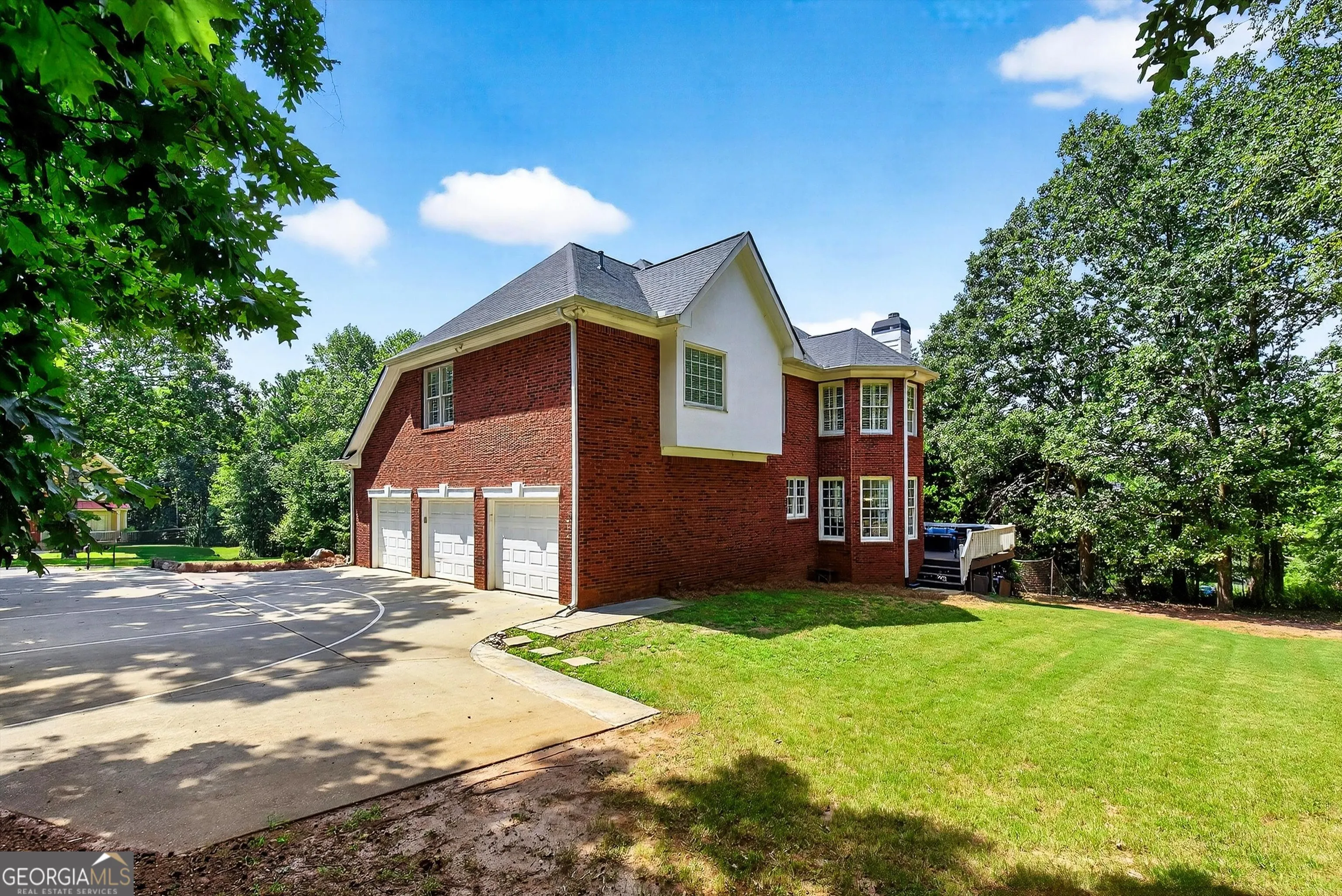 1133 Astoria Lane