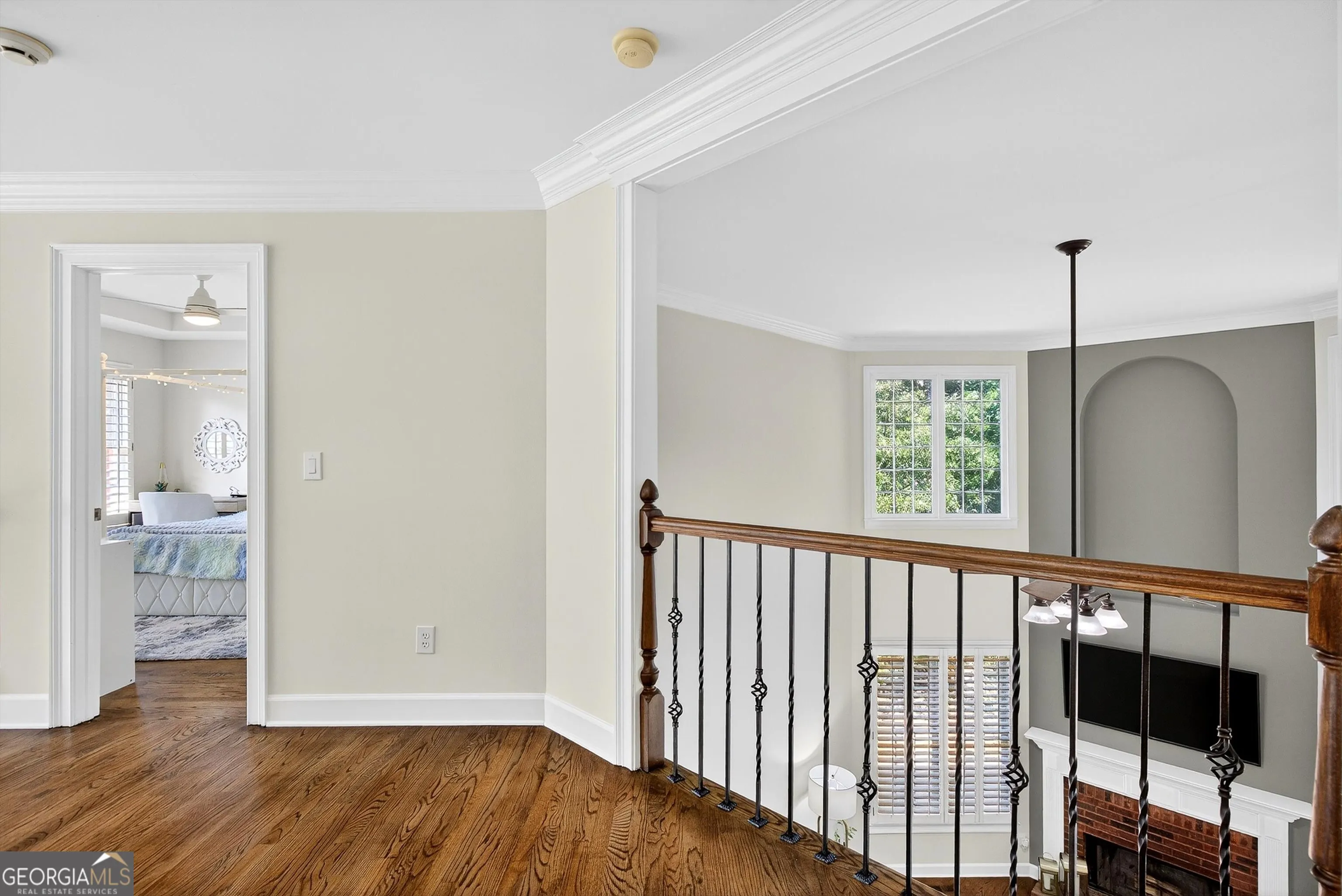 1133 Astoria Lane