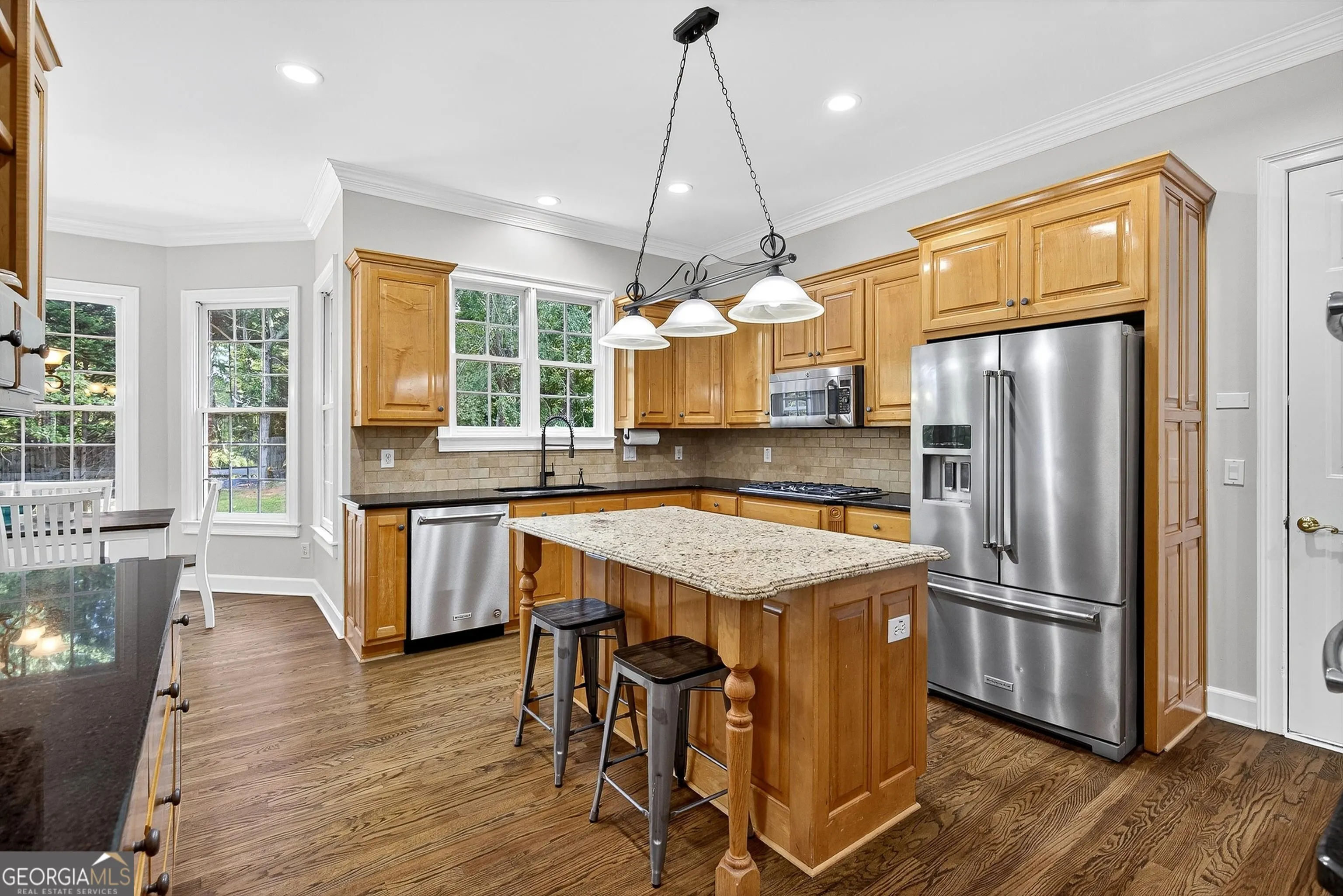 1133 Astoria Lane