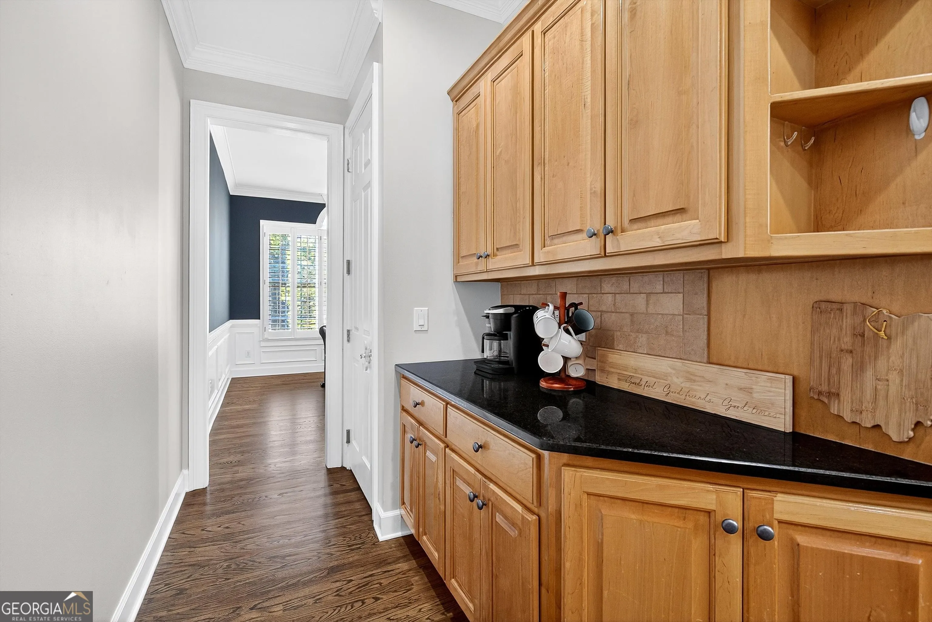 1133 Astoria Lane