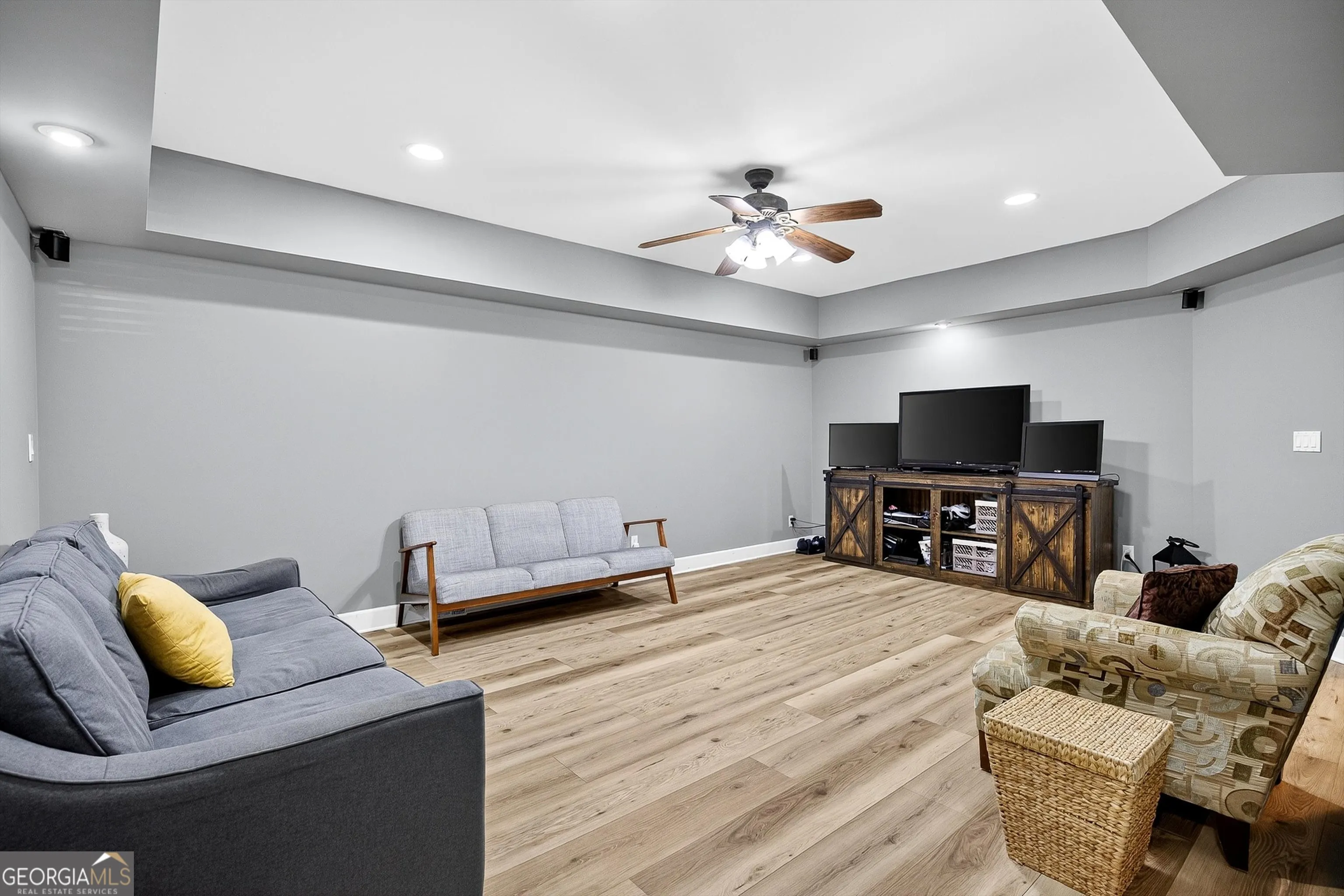 1133 Astoria Lane