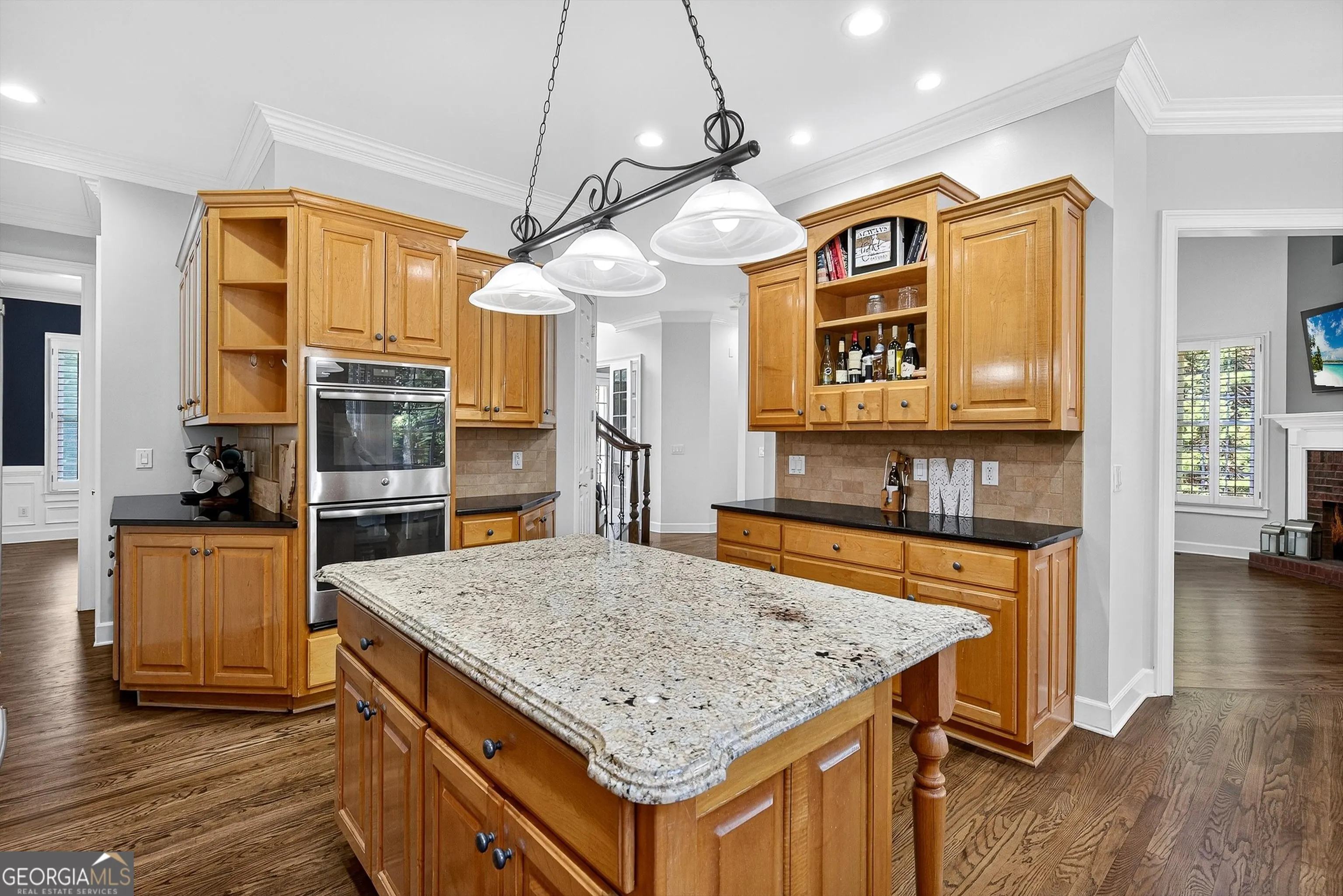 1133 Astoria Lane