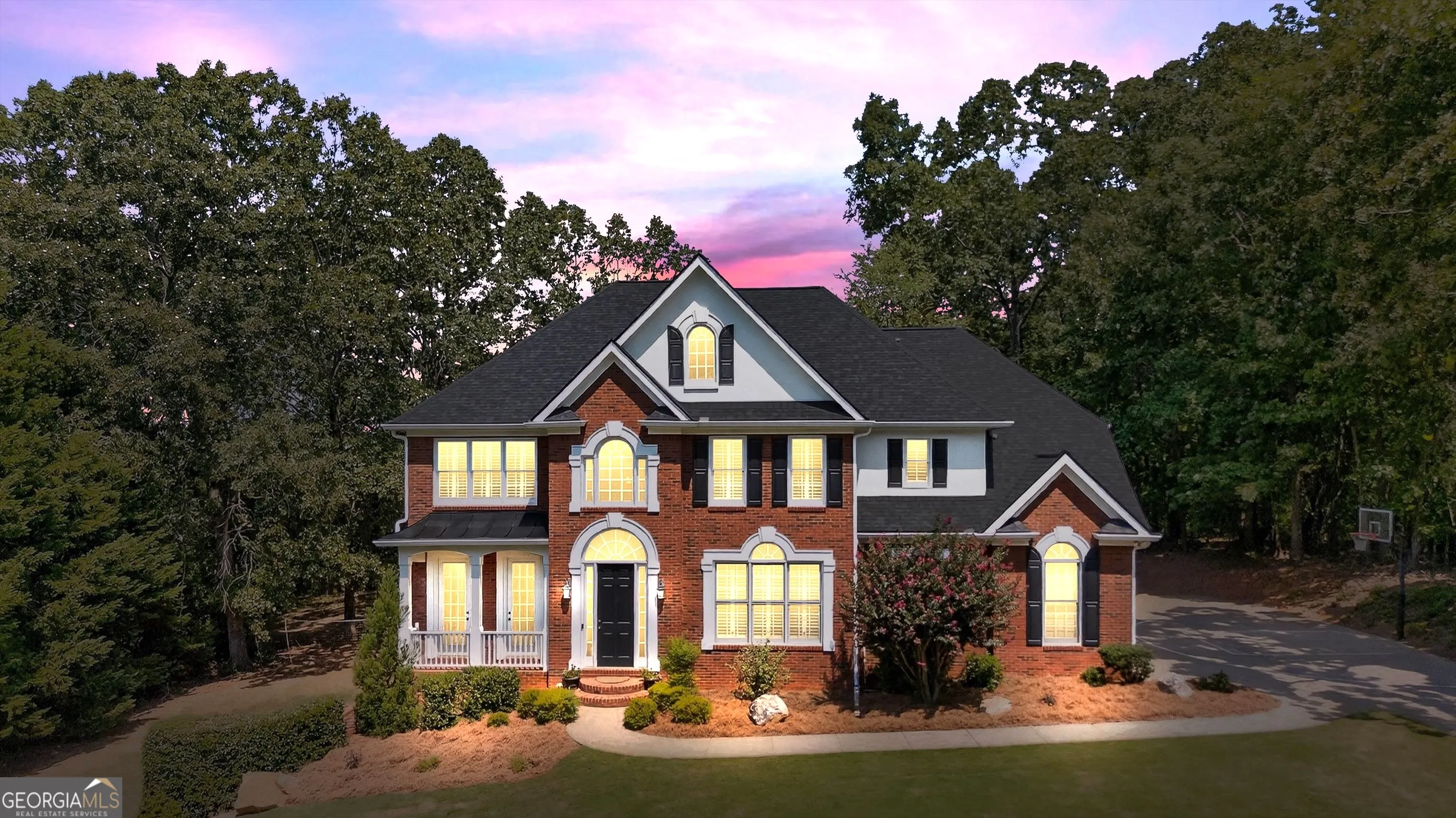 1133 Astoria Lane