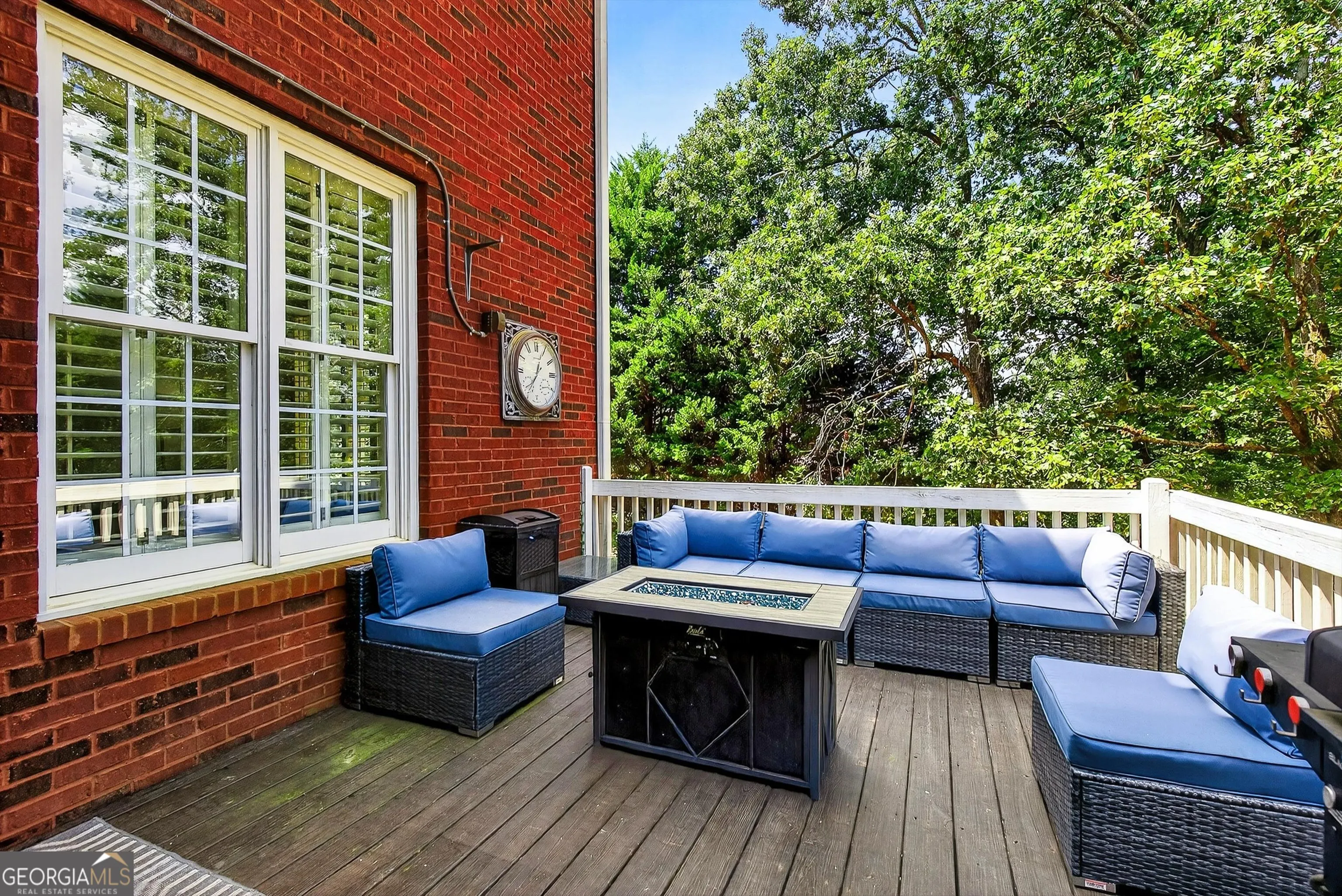 1133 Astoria Lane