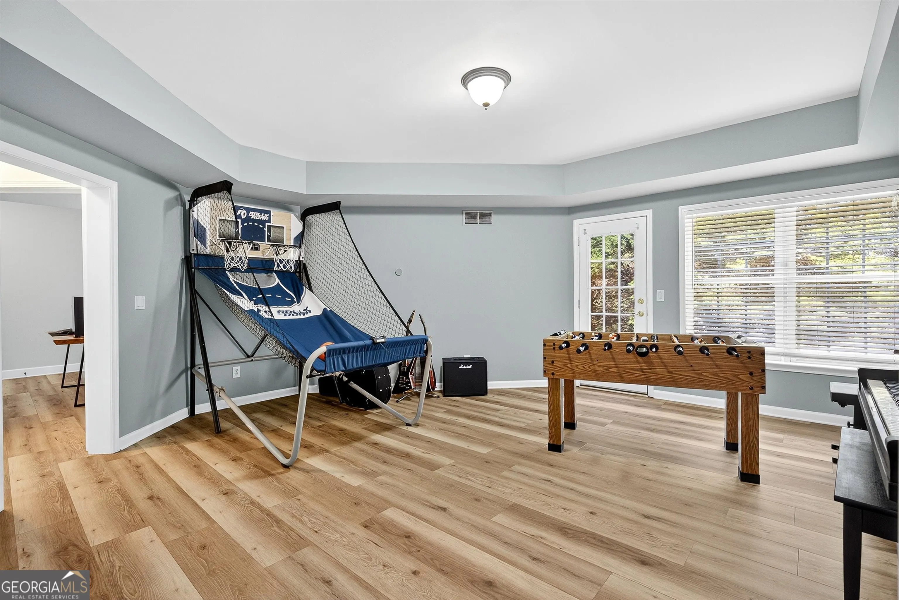 1133 Astoria Lane