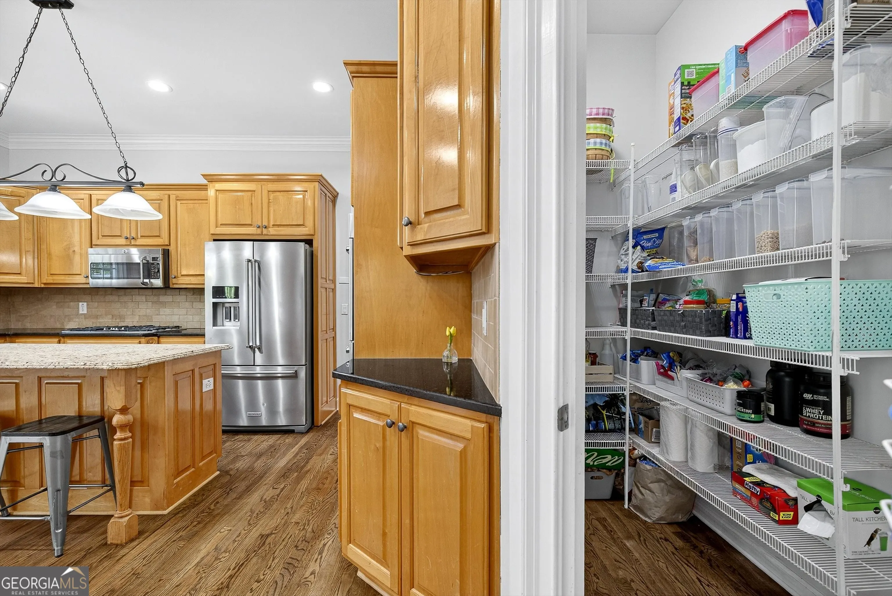 1133 Astoria Lane