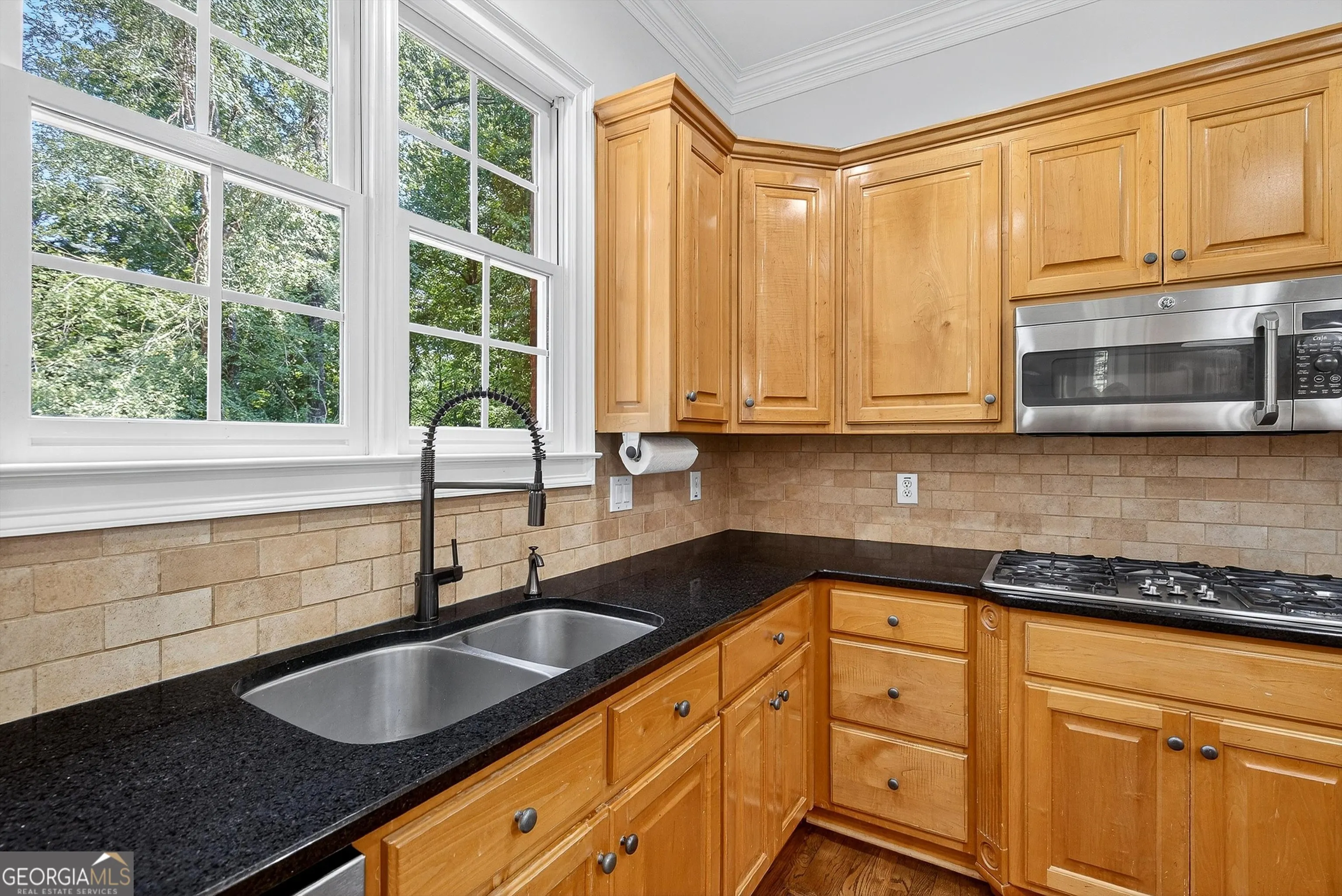 1133 Astoria Lane