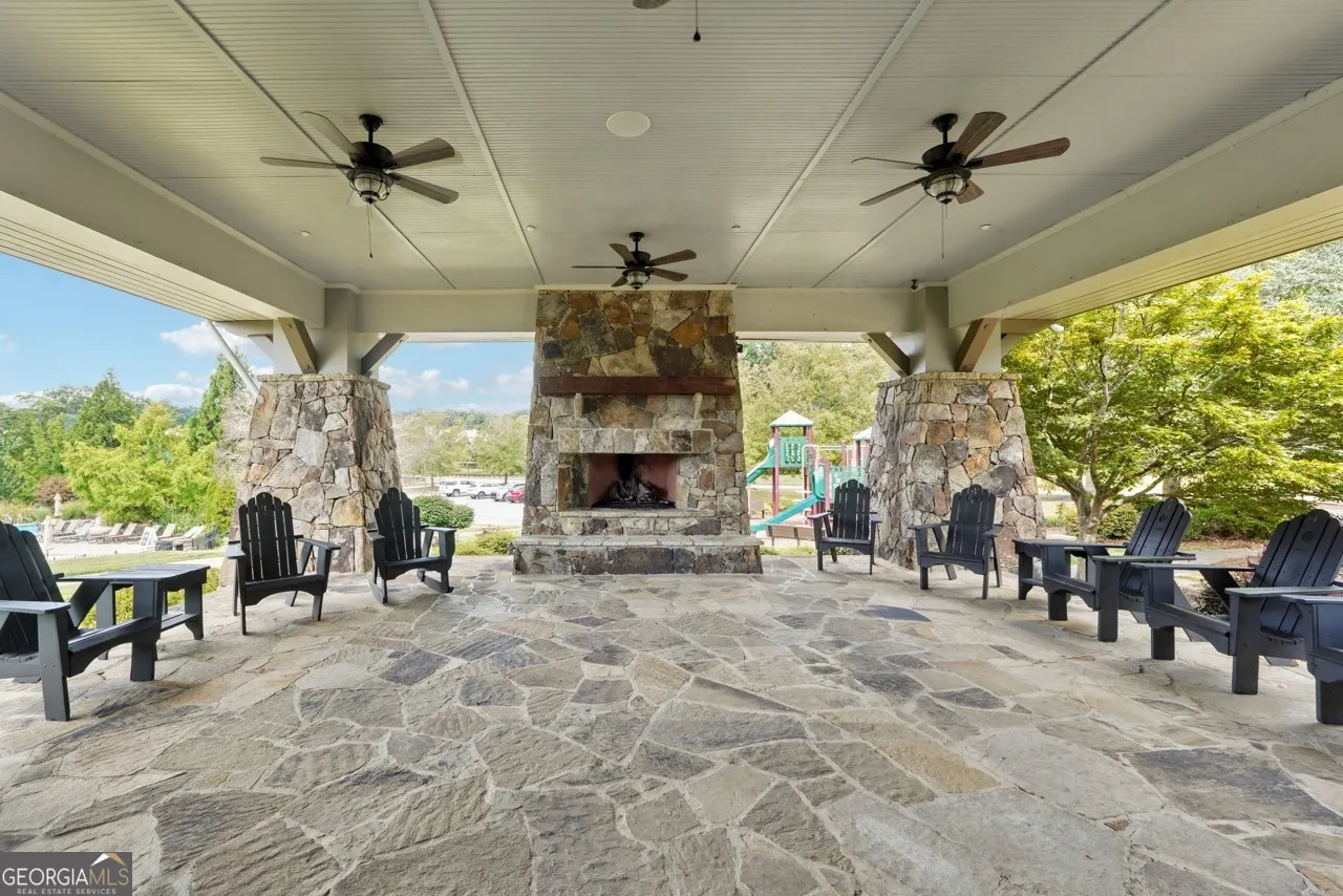 6912 Bay Laurel Way