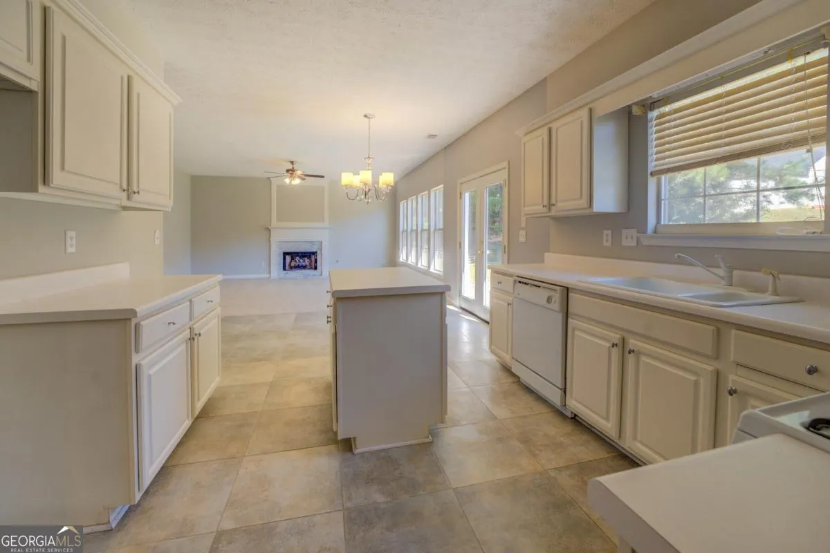 2404 Lake Cove Court