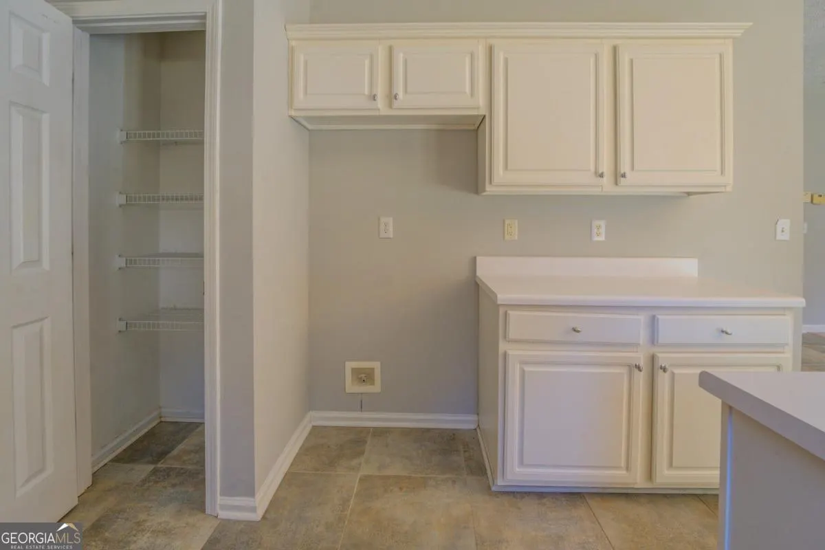2404 Lake Cove Court