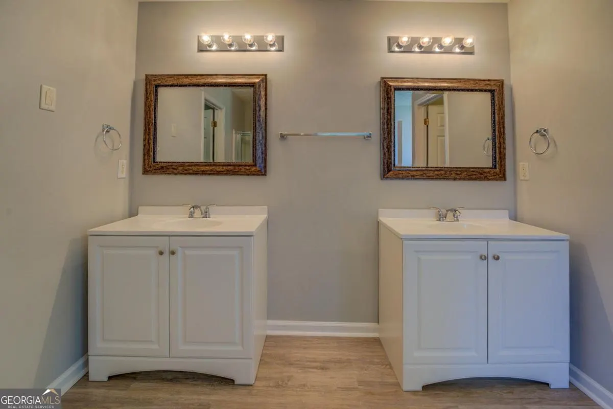 2404 Lake Cove Court