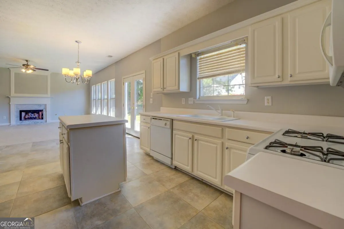 2404 Lake Cove Court