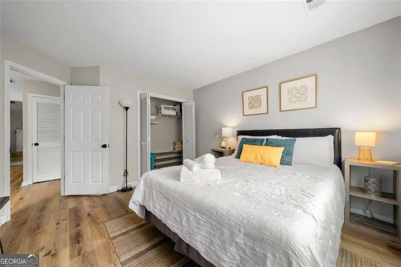 5118 LAUREL BRIDGE Court