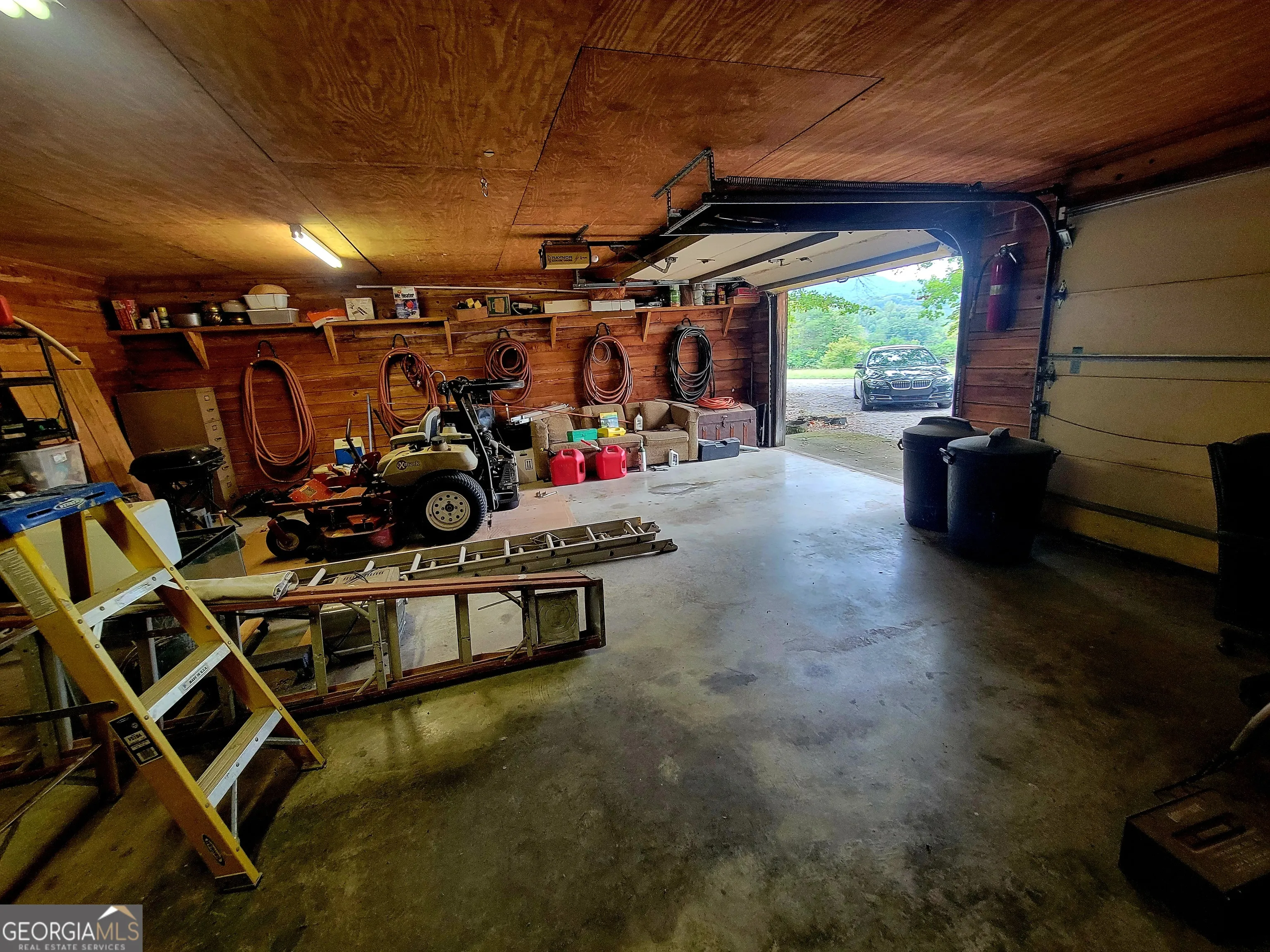 39 Pocket Road
