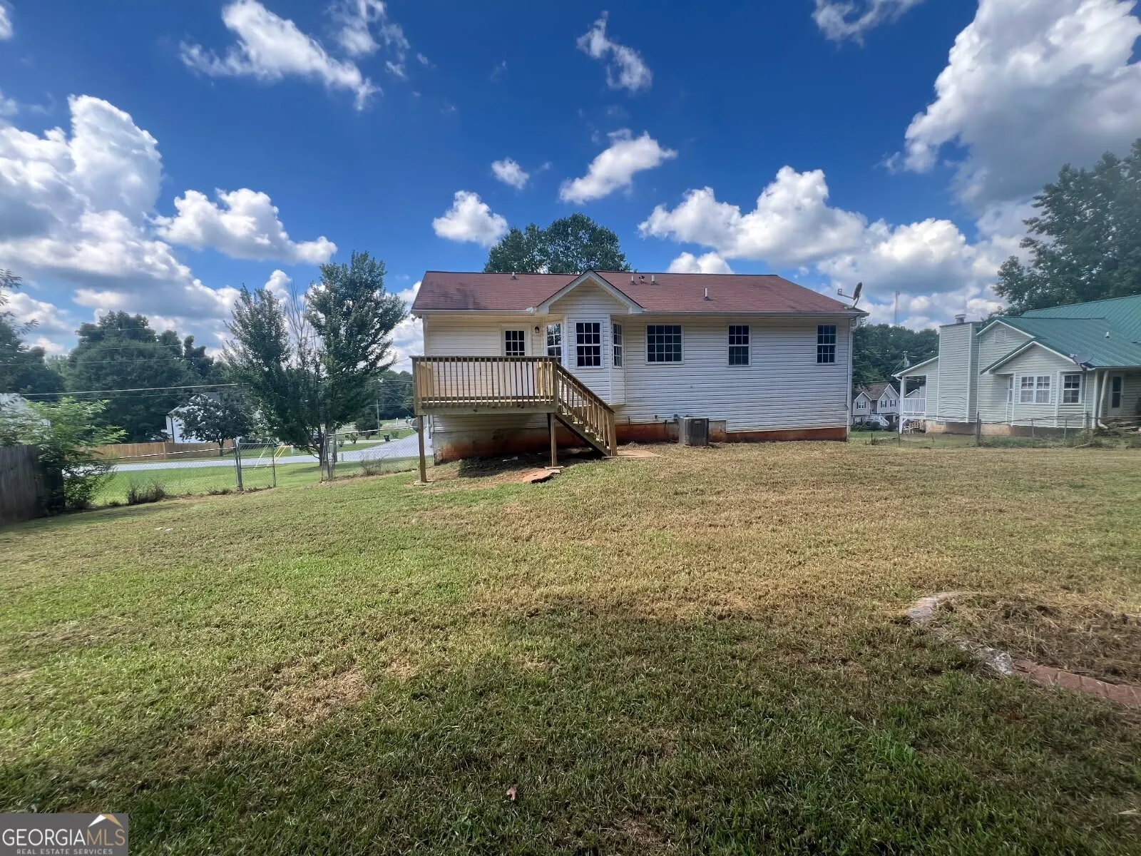 89 Farm Brook Lane