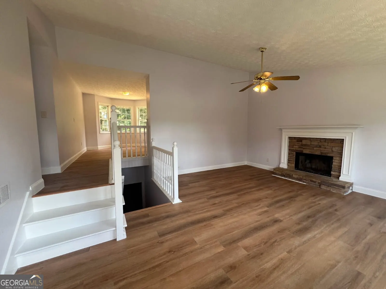 89 Farm Brook Lane