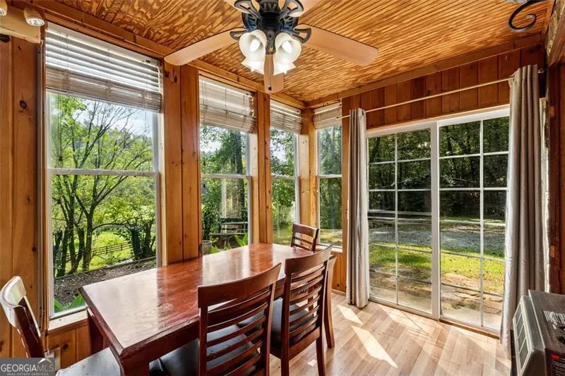 535 HIDDEN VALLEY Trail