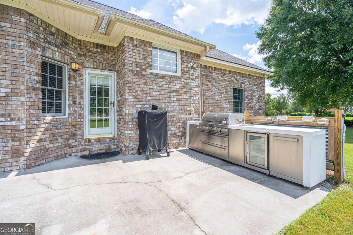 301 Flat Bush Drive