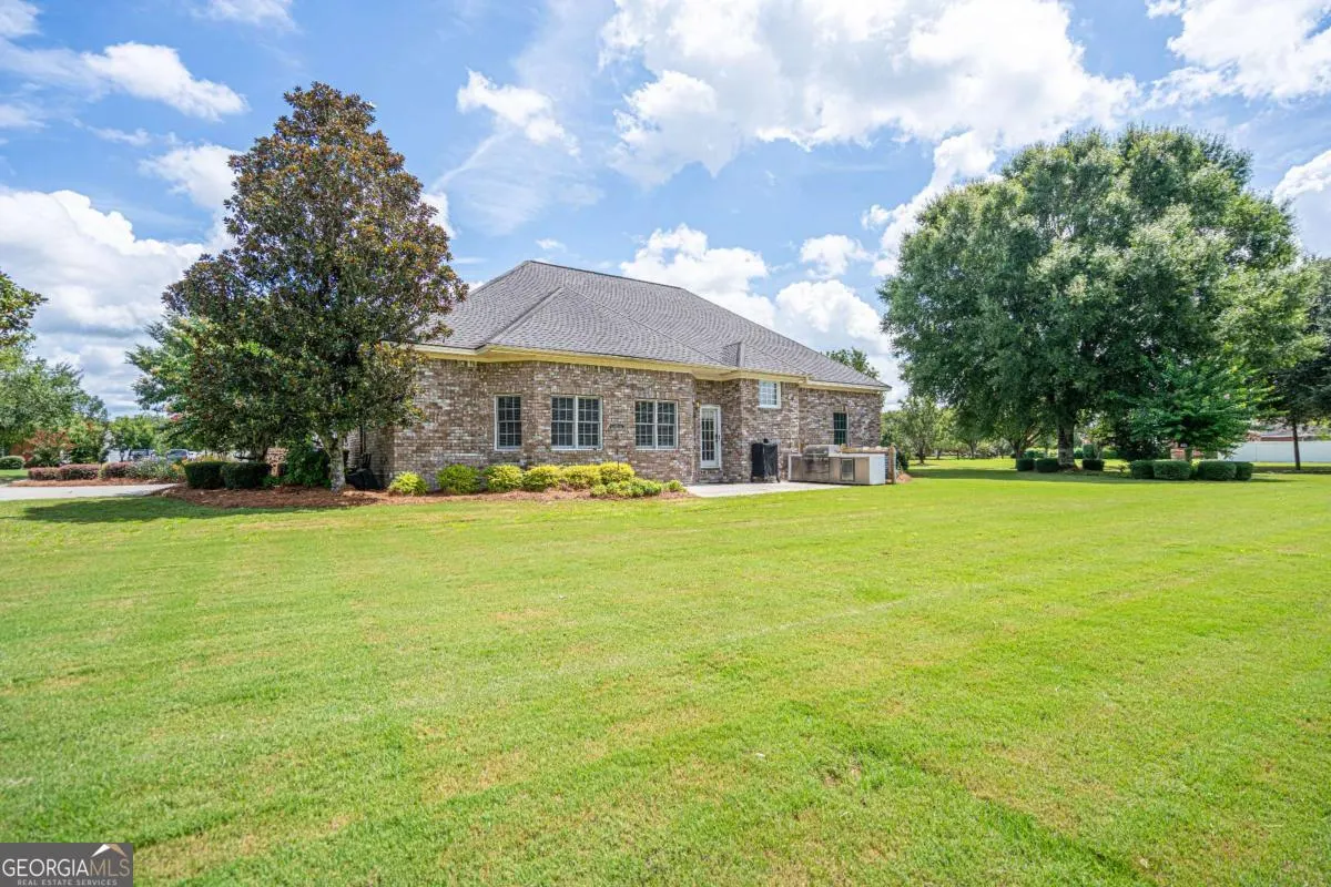 301 Flat Bush Drive