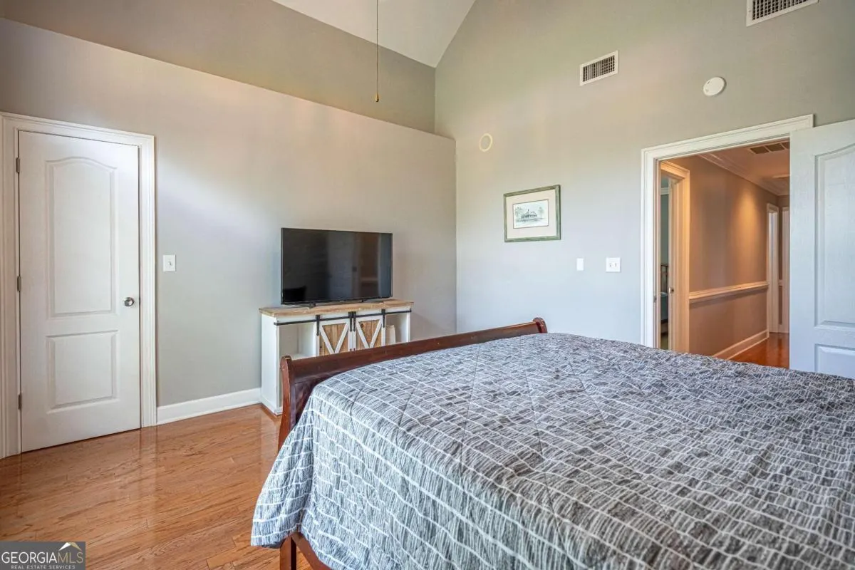 301 Flat Bush Drive