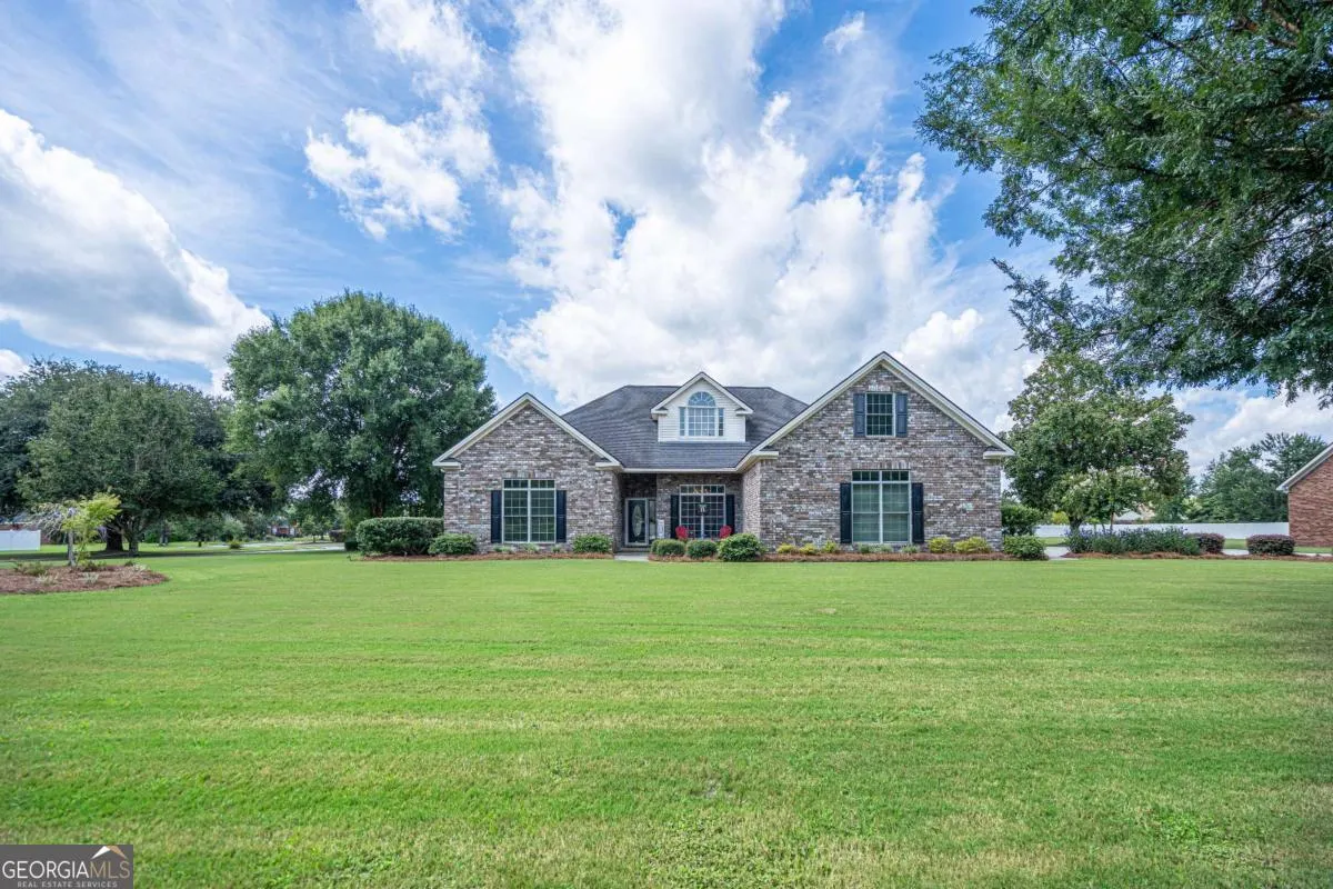301 Flat Bush Drive