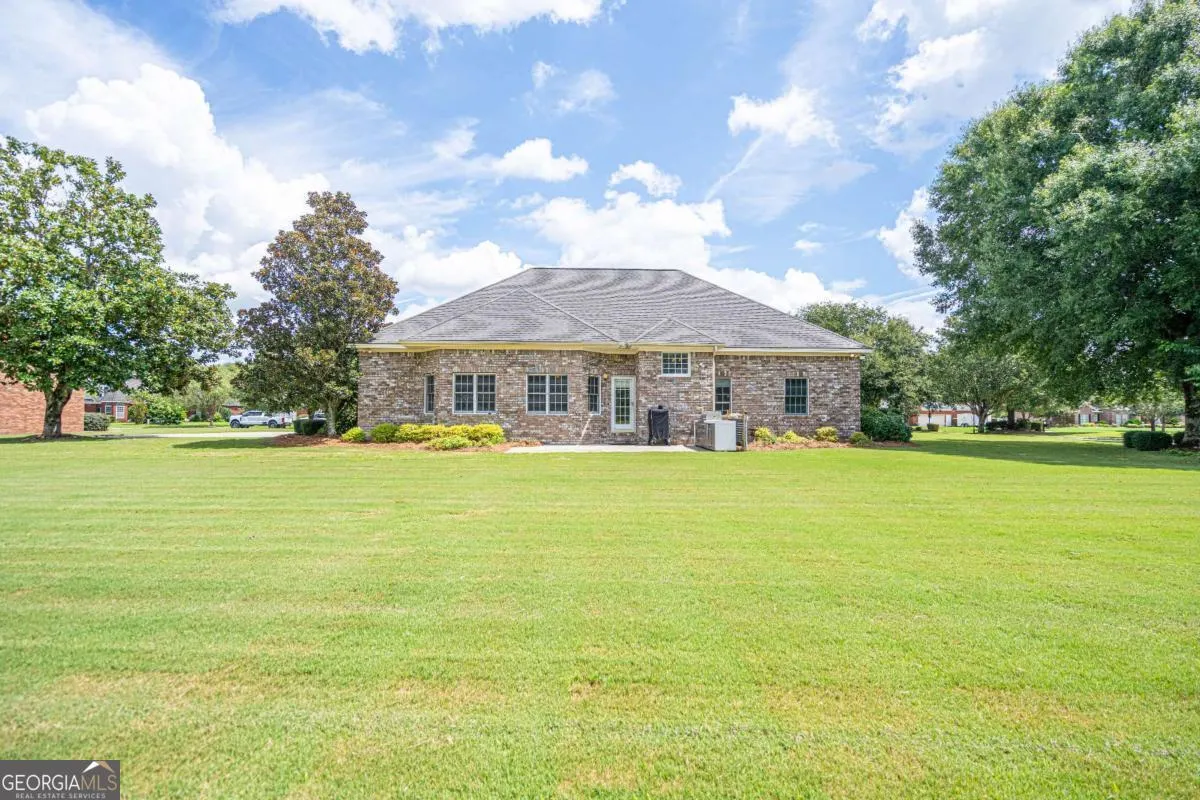 301 Flat Bush Drive