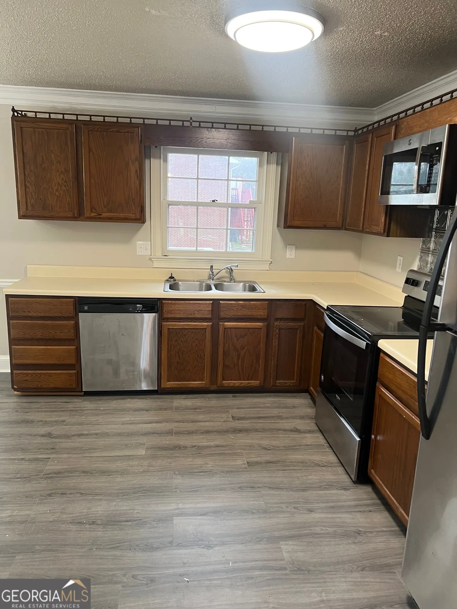 4 116 Barrington Drive, #3