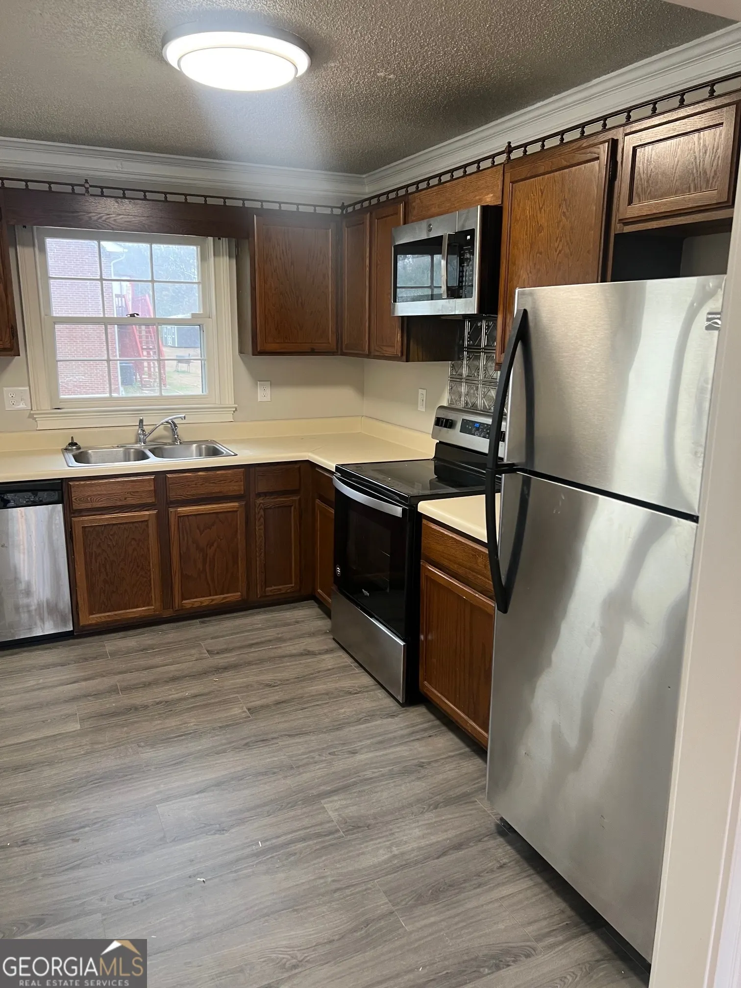 4 116 Barrington Drive, #3