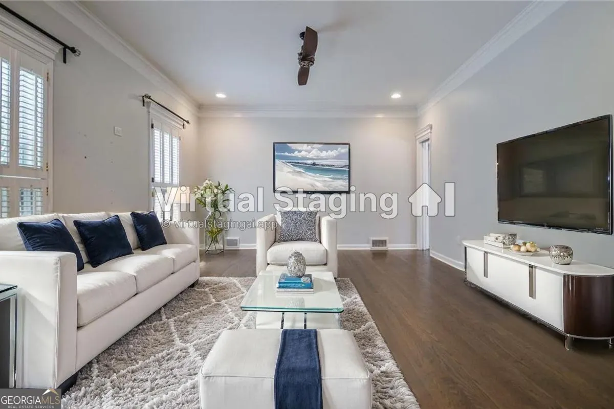 2079 Street Deville NE