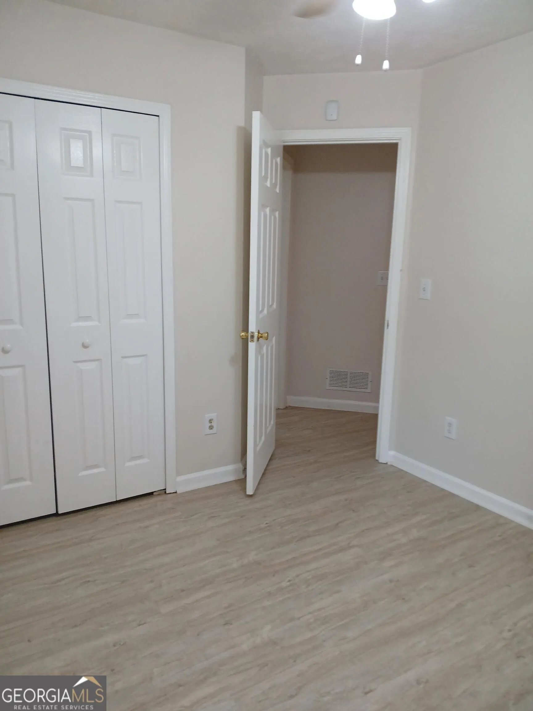 578 Summerbrooke Court