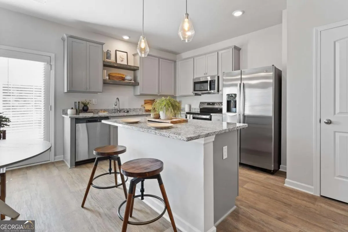 14 125 Meadowview Drive, #14