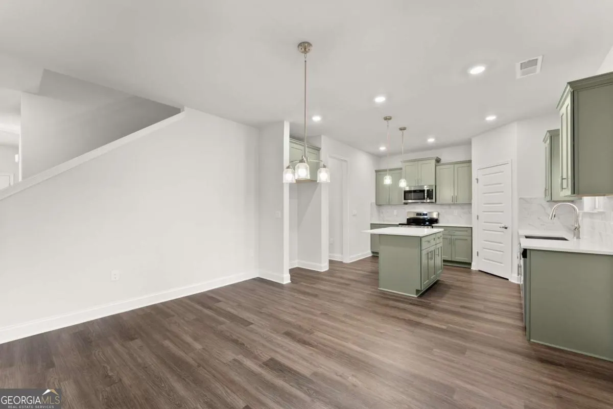 325 Magnolia Villas Drive