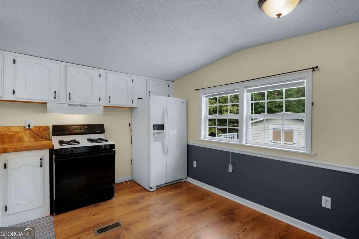 253 Mountain Oak Drive