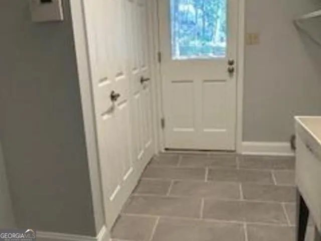 102 Whisper Trace