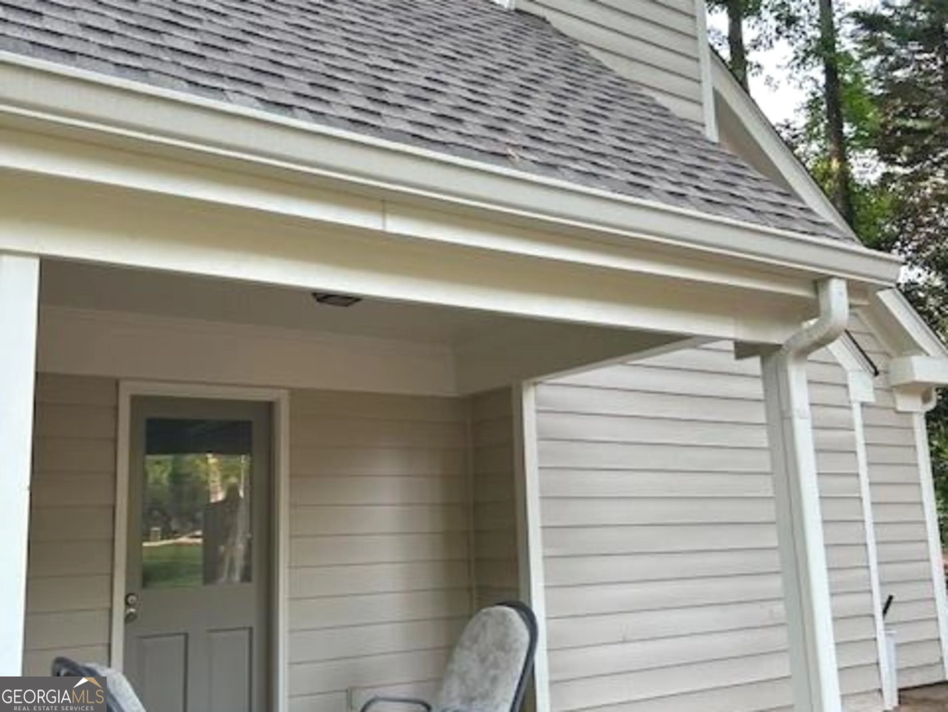 102 Whisper Trace