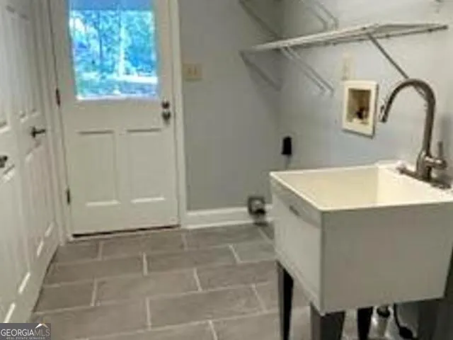 102 Whisper Trace