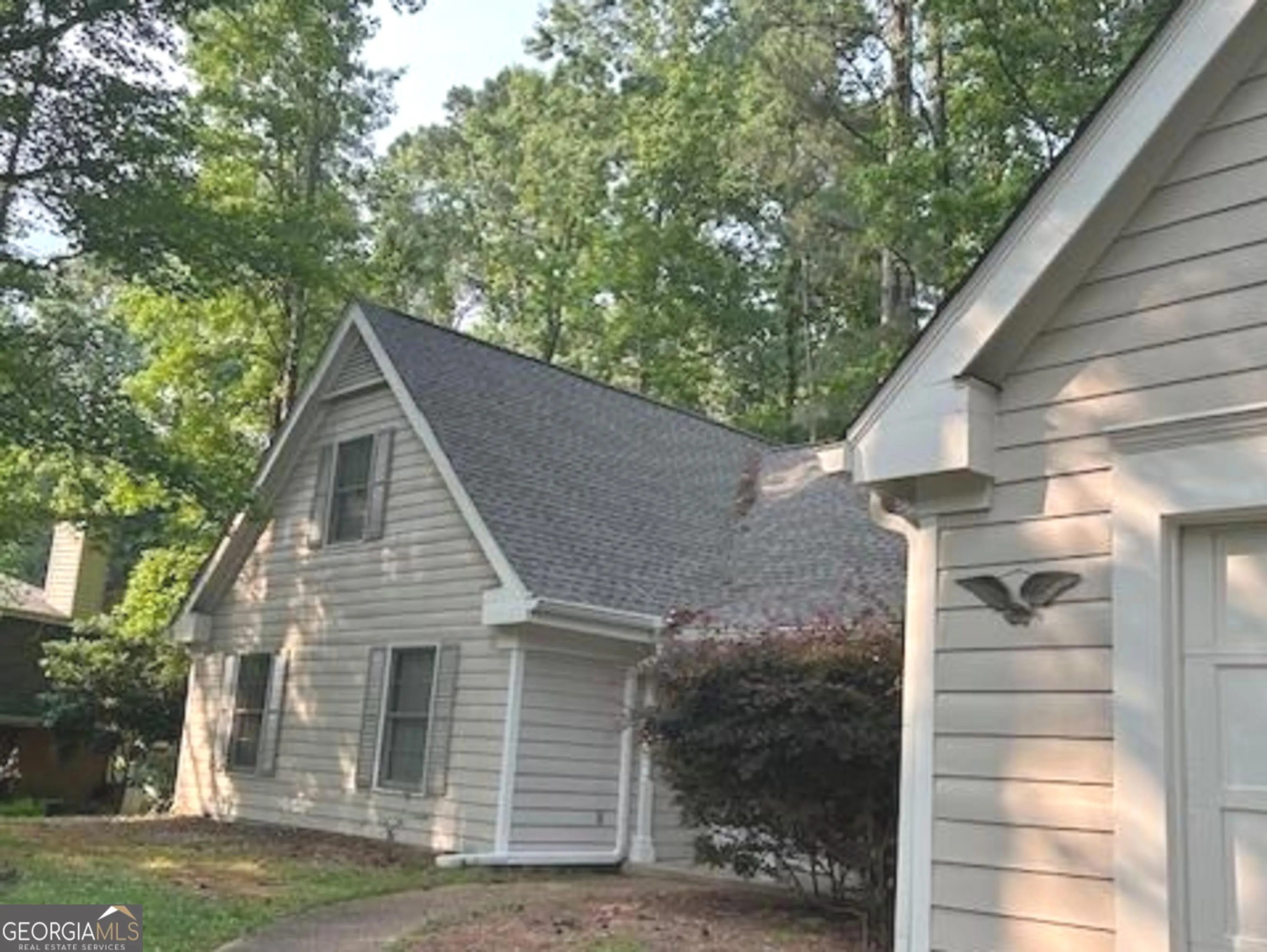 102 Whisper Trace