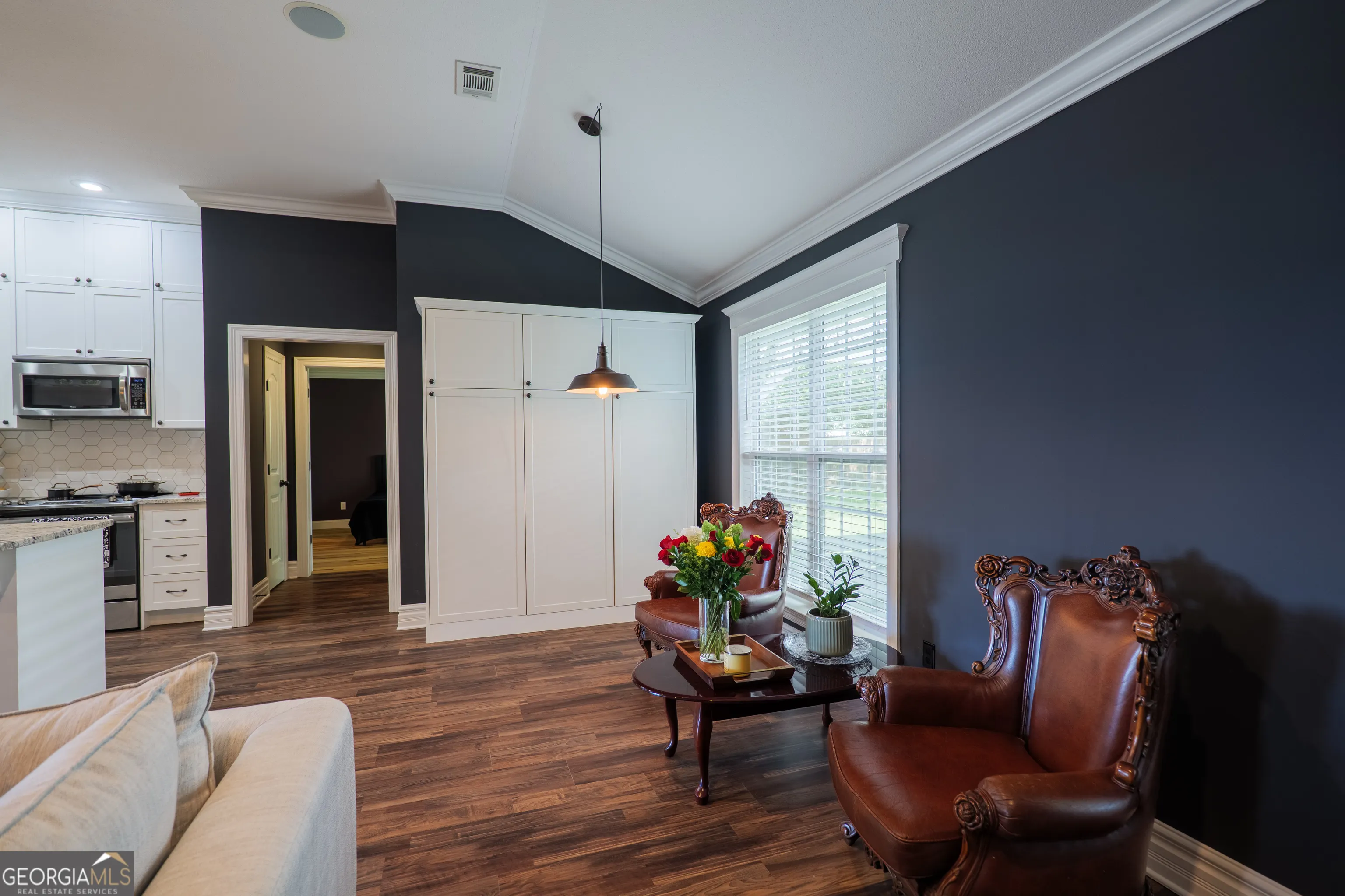 5211 Abbott Circle