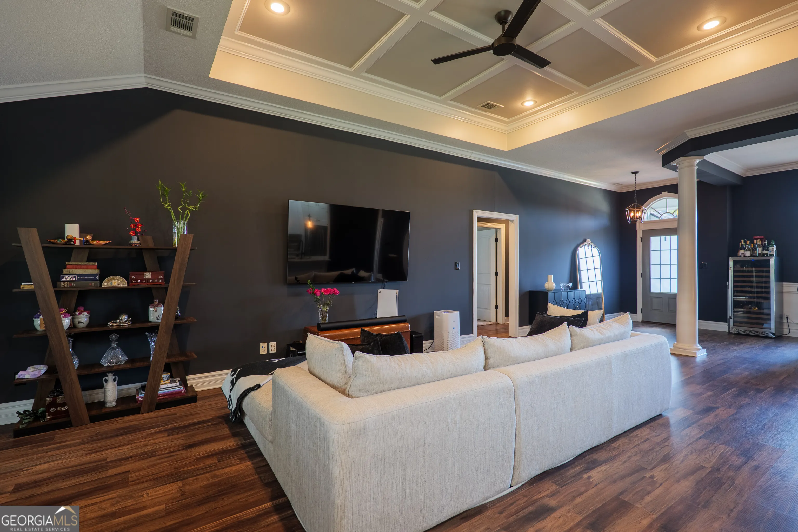 5211 Abbott Circle