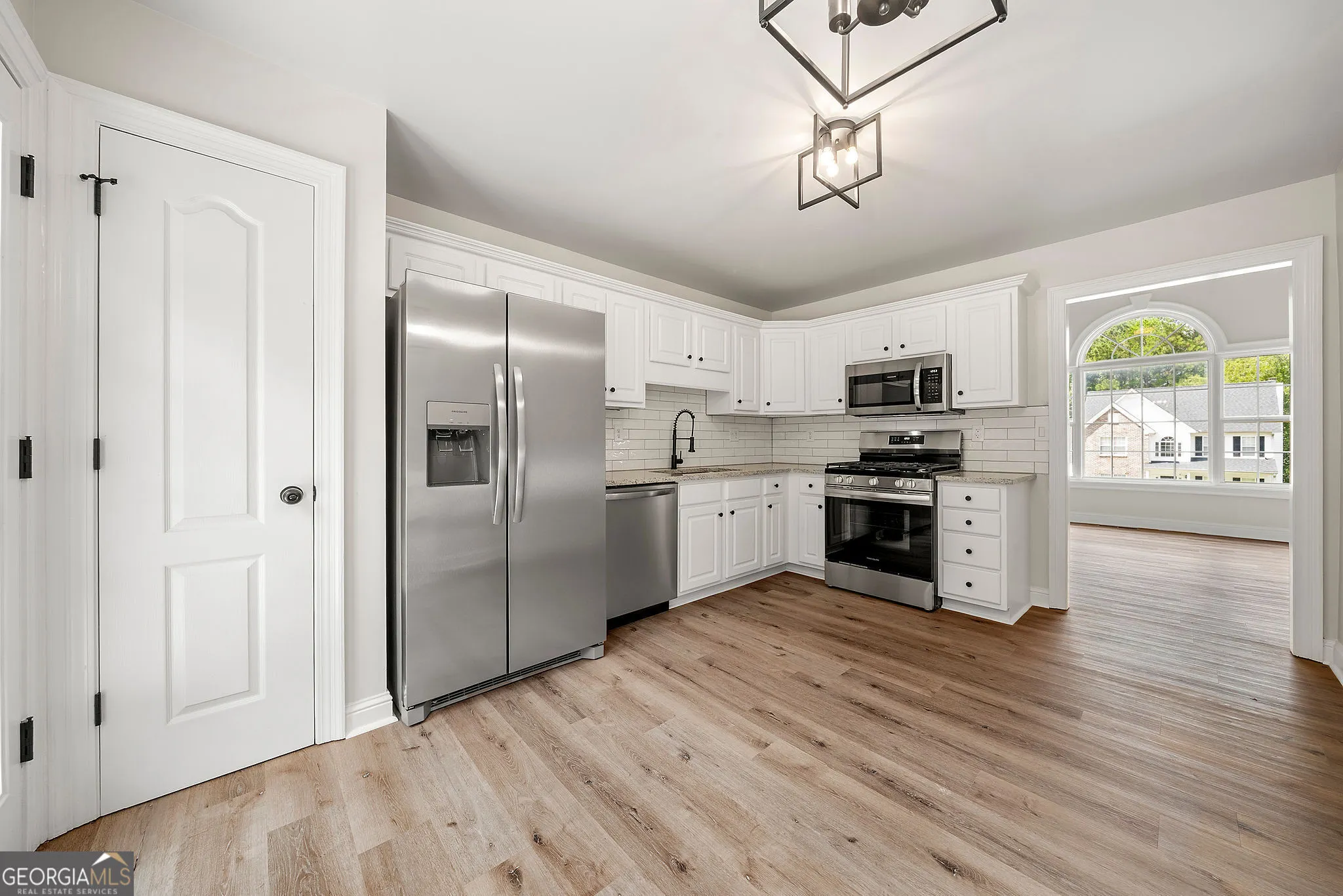 171 Ivey Lake Parkway